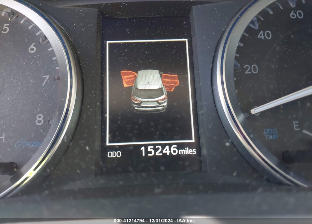 2019 TOYOTA HIGHLANDER XLE VIN: 5TDKZRFH0KS570709