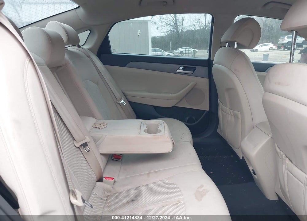 2015 HYUNDAI SONATA SE VIN: 5NPE24AF7FH150287