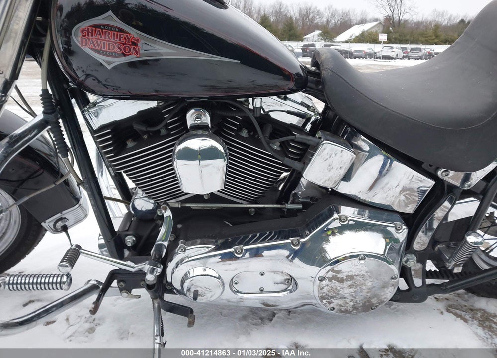 2001 HARLEY-DAVIDSON FLSTCI VIN: 1HD1BWB1X1Y053880