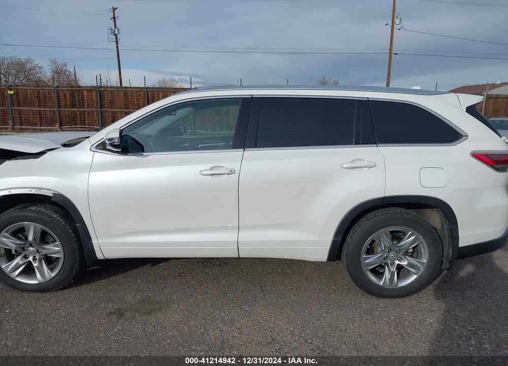 2015 TOYOTA HIGHLANDER LIMITED PLATINUM V6 VIN: 5TDDKRFH3FS208263