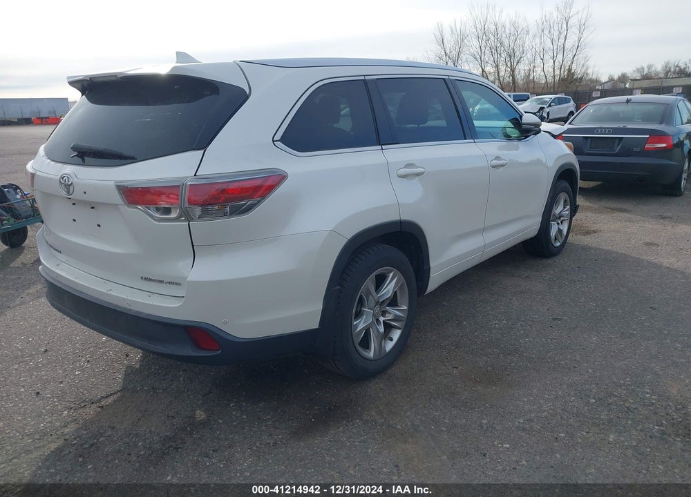 2015 TOYOTA HIGHLANDER LIMITED PLATINUM V6 VIN: 5TDDKRFH3FS208263