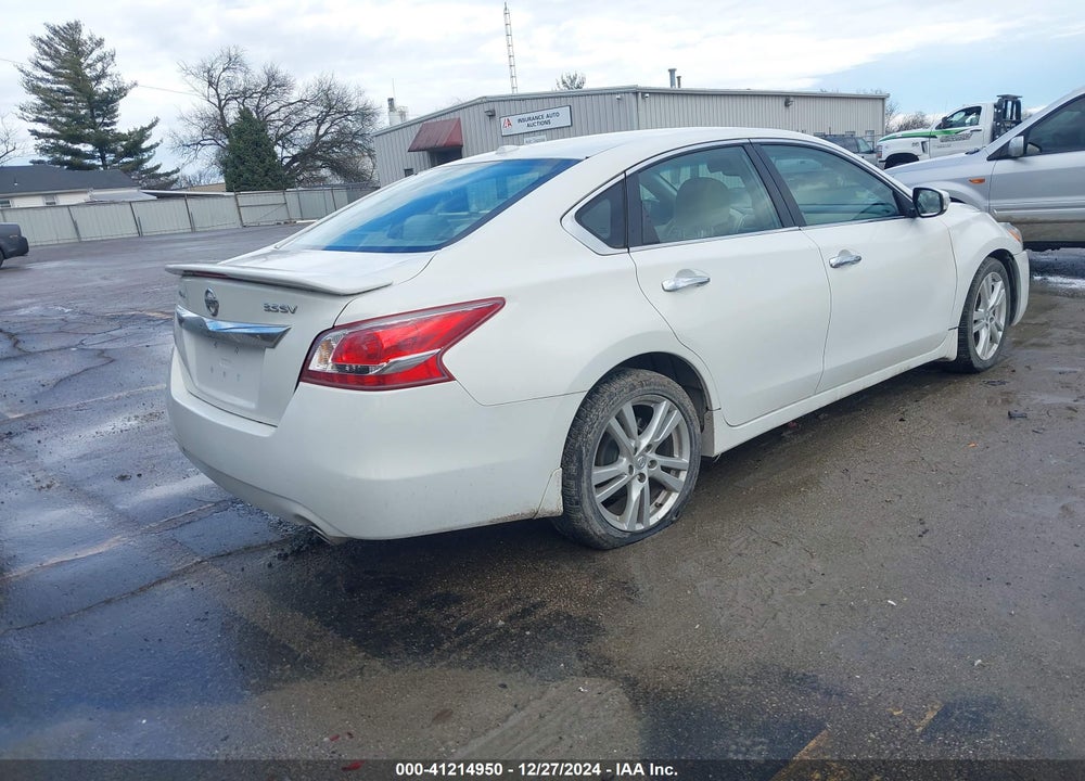 2013 NISSAN ALTIMA 3.5 SV VIN: 1N4BL3AP1DC144325