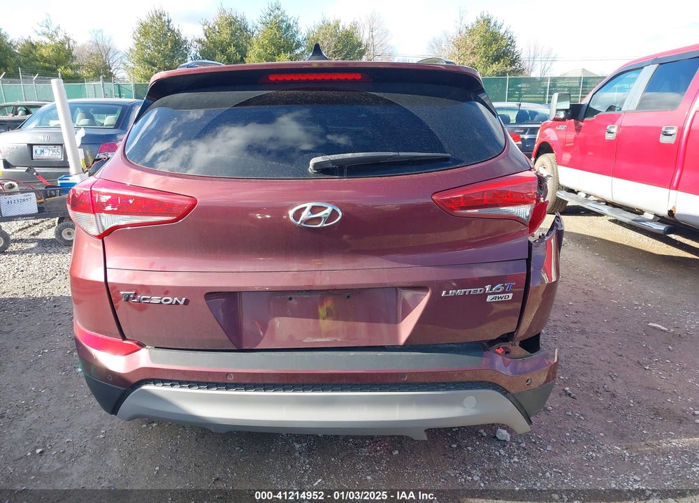 2017 HYUNDAI TUCSON LIMITED VIN: KM8J3CA25HU370390