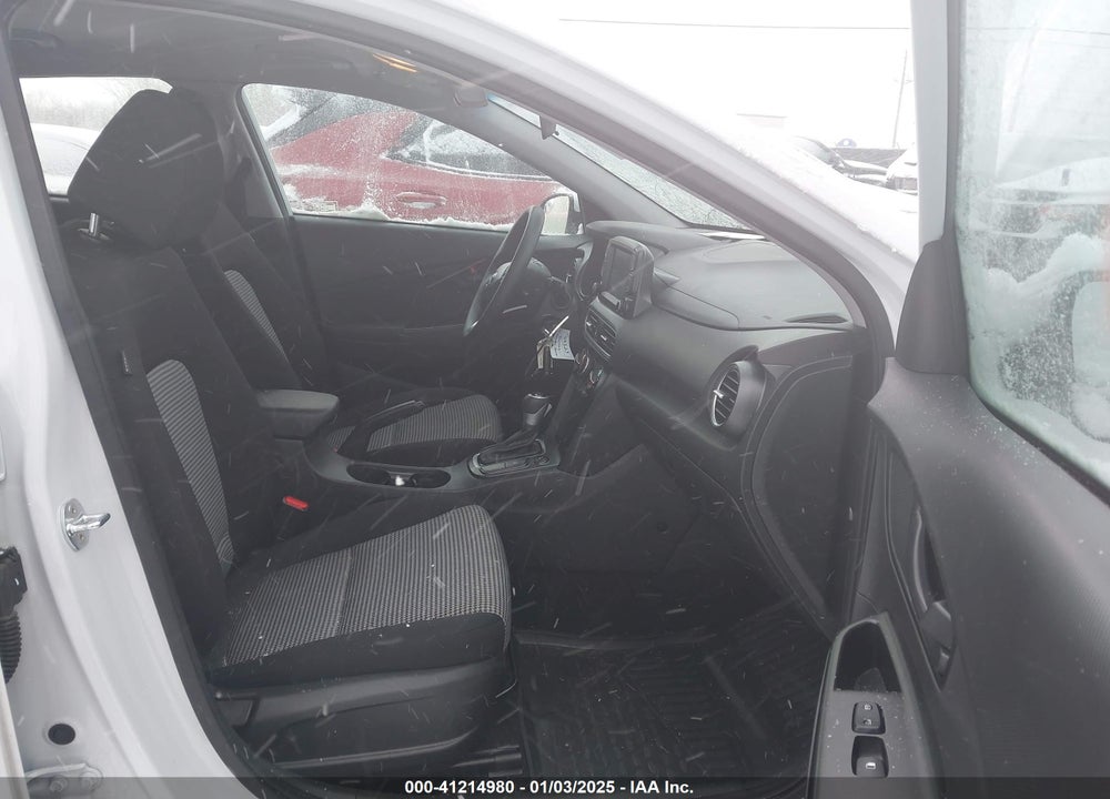 2021 HYUNDAI KONA SE VIN: KM8K1CAA5MU663170