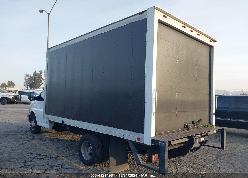 2014 GMC SAVANA CUTAWAY 3500 VIN: 1GD373CG0E1117626