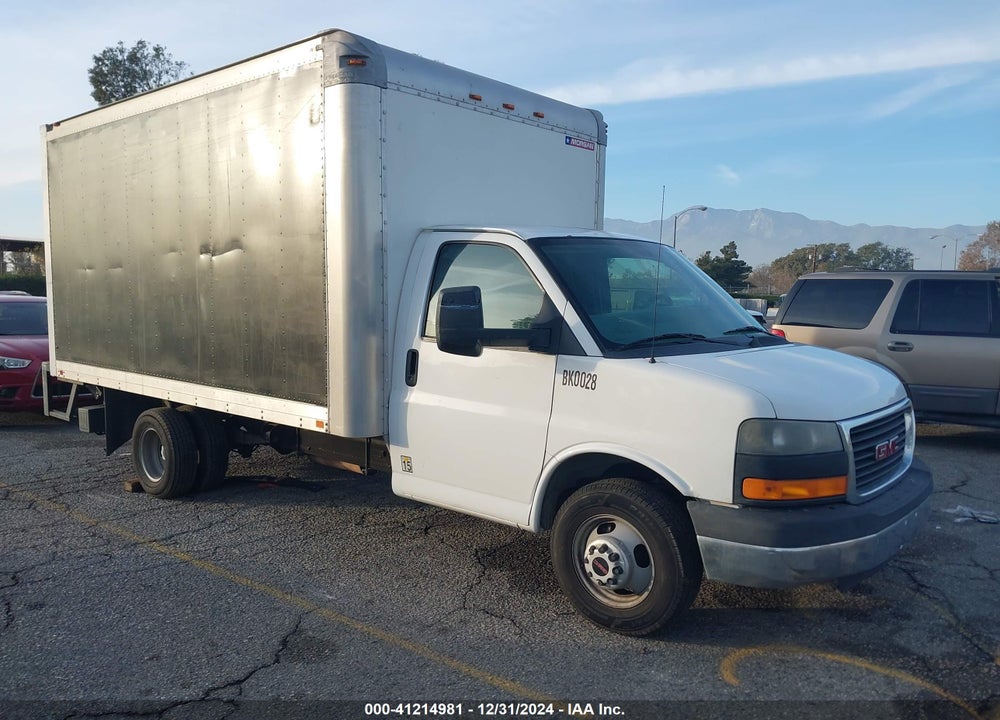 2014 GMC SAVANA CUTAWAY 3500 VIN: 1GD373CG0E1117626