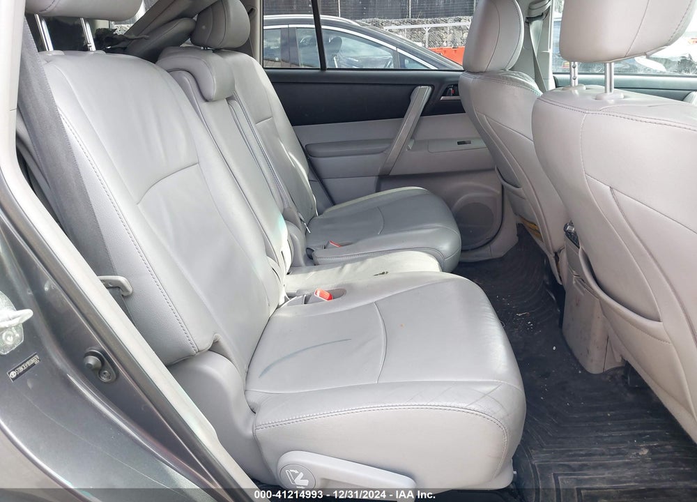 2011 TOYOTA HIGHLANDER VIN: 5TDBK3EH1BS066978