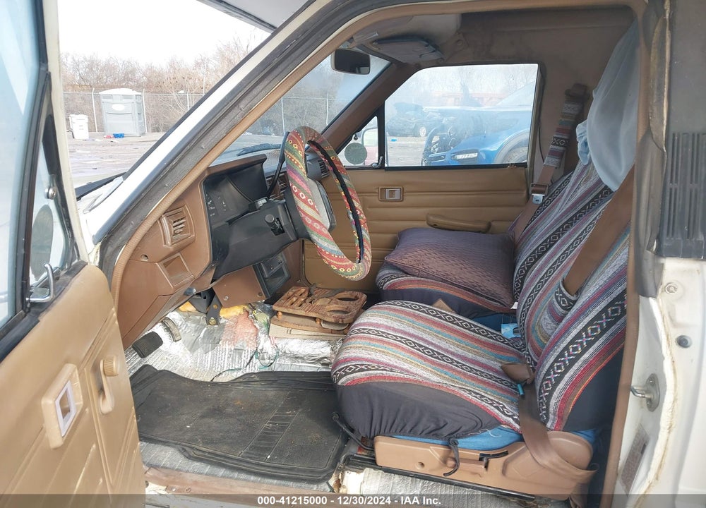 1986 TOYOTA PICKUP CAB CHASSIS RN75 DLX VIN: JT5RN75U4G0002739