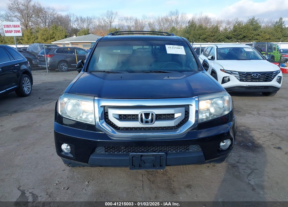 2011 HONDA PILOT EX VIN: 5FNYF4H42BB074895