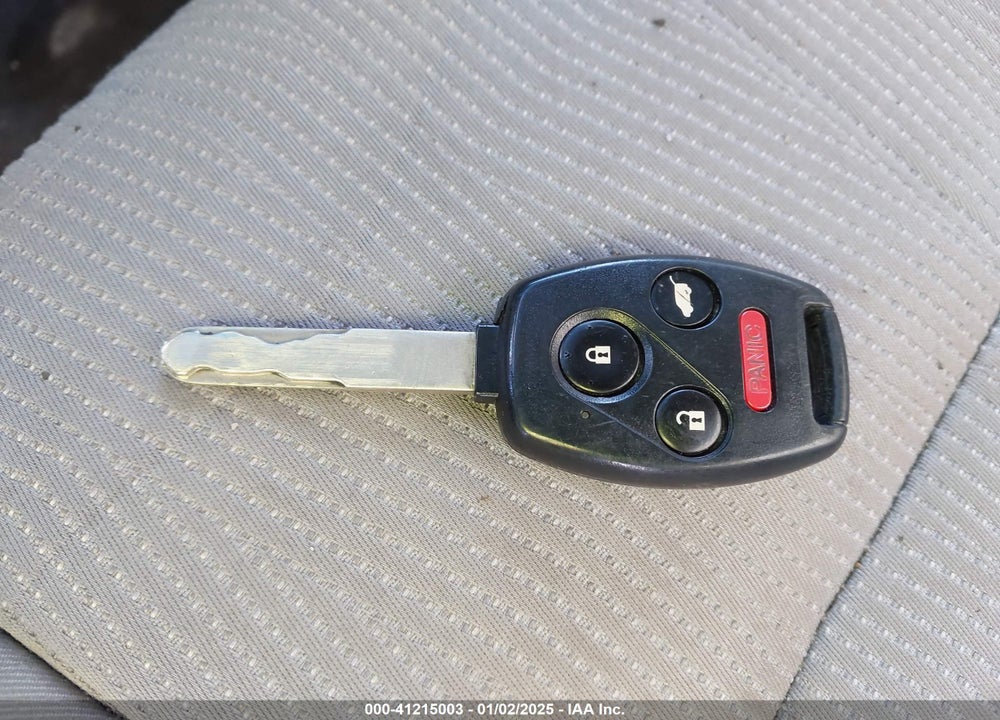 2011 HONDA PILOT EX VIN: 5FNYF4H42BB074895