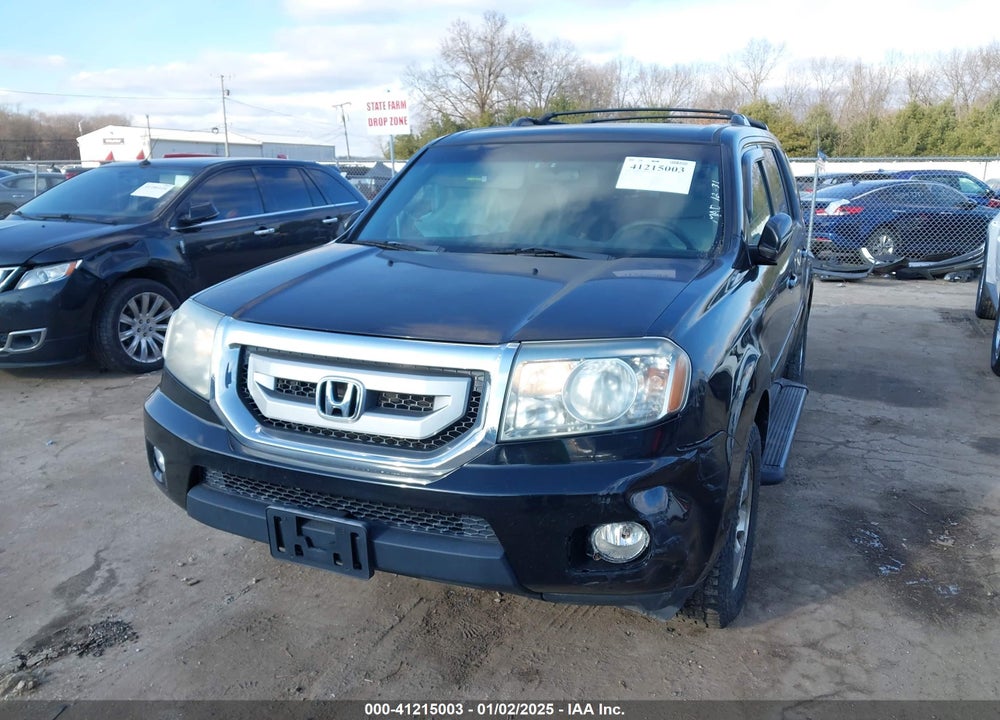 2011 HONDA PILOT EX VIN: 5FNYF4H42BB074895