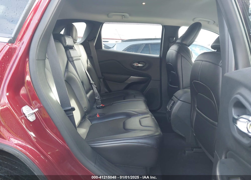 2019 JEEP CHEROKEE LATITUDE PLUS 4X4 VIN: 1C4PJMLX7KD371180