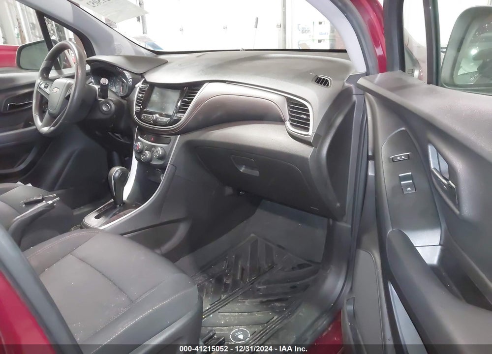 2017 CHEVROLET TRAX LT VIN: 3GNCJPSB0HL222559