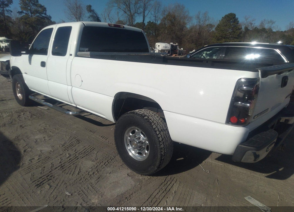 2003 CHEVROLET SILVERADO 2500HD LS VIN: 1GCHC29103E190472