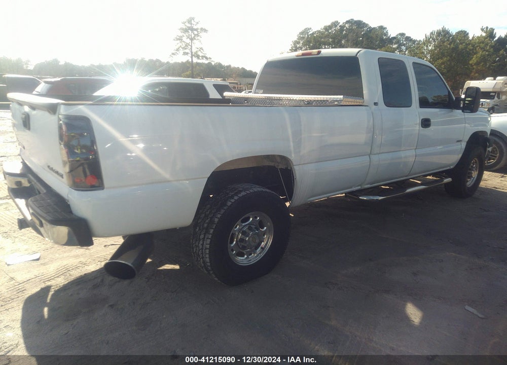 2003 CHEVROLET SILVERADO 2500HD LS VIN: 1GCHC29103E190472