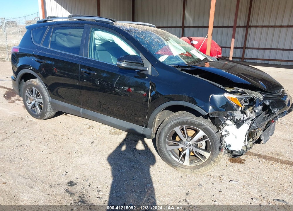 2017 TOYOTA RAV4 XLE VIN: 2T3WFREV5HW371311