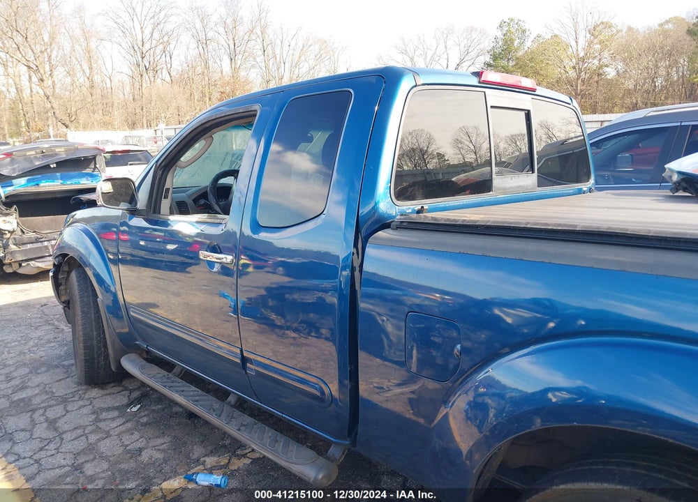 2005 NISSAN FRONTIER LE VIN: 1N6AD06U95C449778