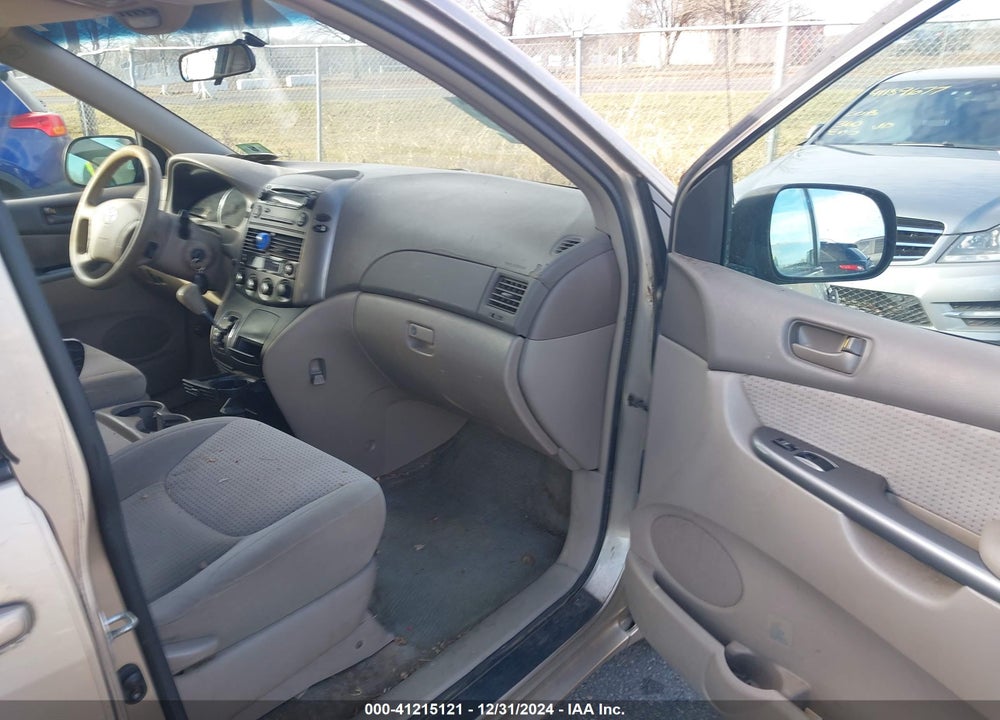 2006 TOYOTA SIENNA LE VIN: 5TDZA23C56S421241