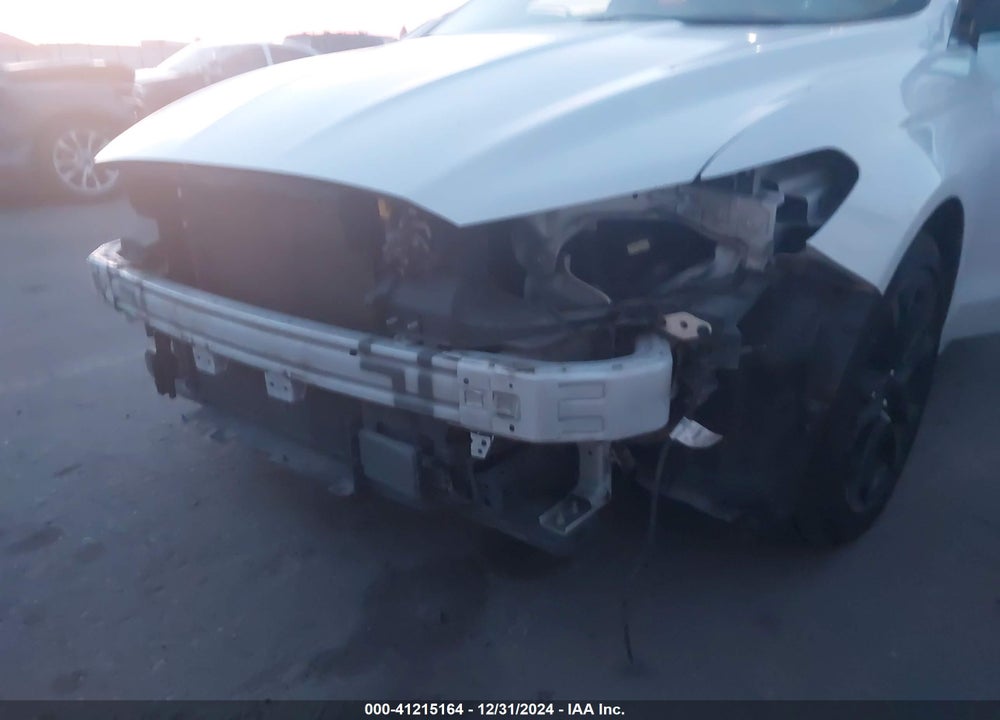 2019 FORD FUSION VIN: 3FA6P0HD3KR202465