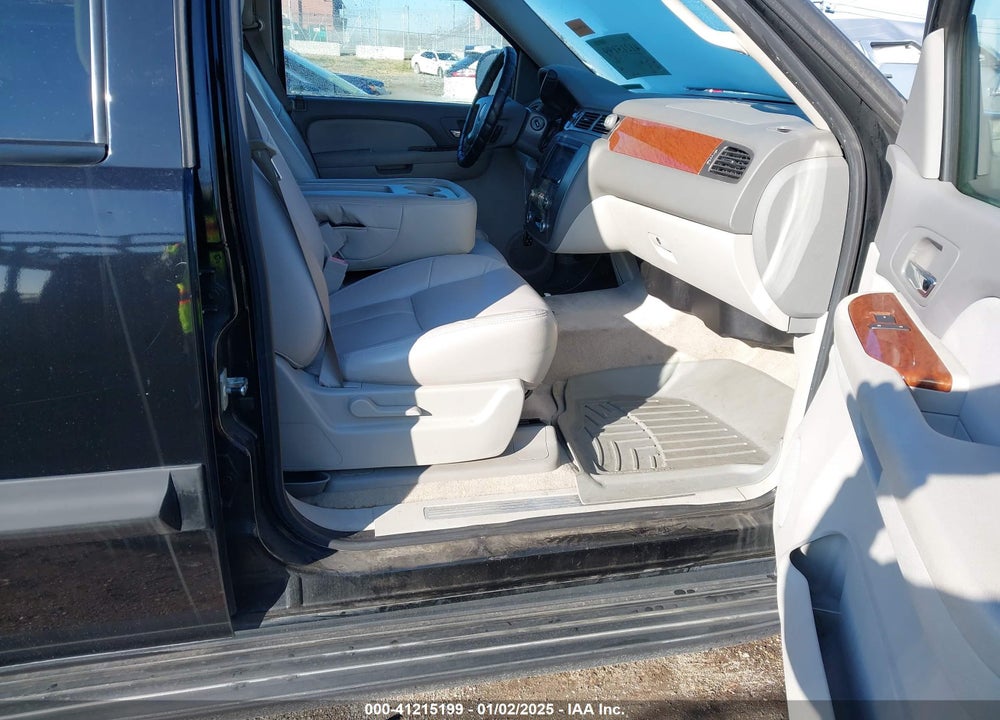 2007 GMC YUKON SLE VIN: 1GKEC13J07R139501