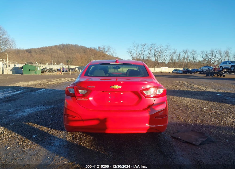 2017 CHEVROLET CRUZE VIN: 1G1BE5SM0H7141850
