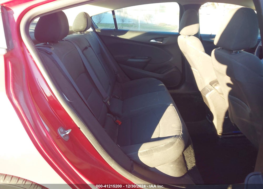 2017 CHEVROLET CRUZE VIN: 1G1BE5SM0H7141850