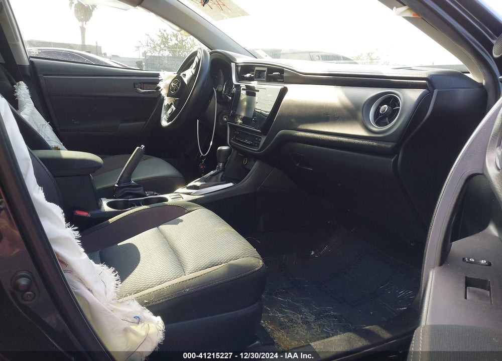 2017 TOYOTA COROLLA LE VIN: 2T1BURHE5HC904879