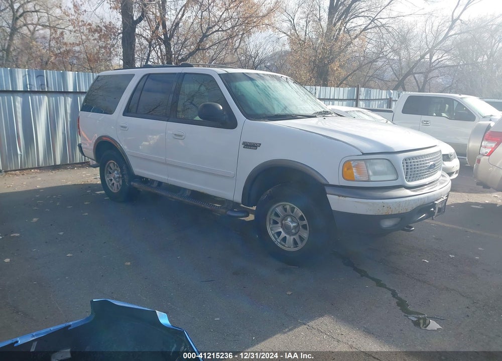 2000 FORD EXPEDITION XLT VIN: 1FMPU16L0YLB82430