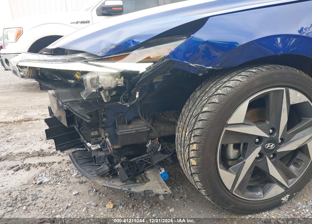 2023 HYUNDAI ELANTRA VIN: 5NPLS4AG2PH098469