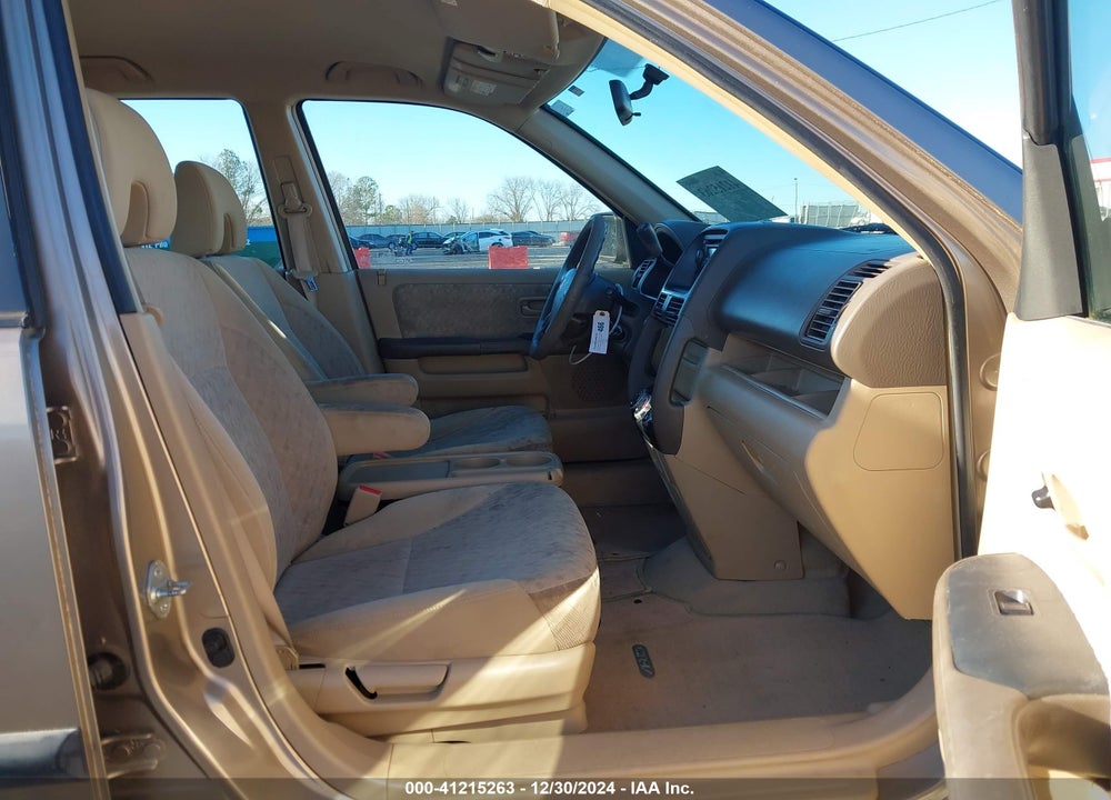 2005 HONDA CR-V LX VIN: SHSRD68505U303537