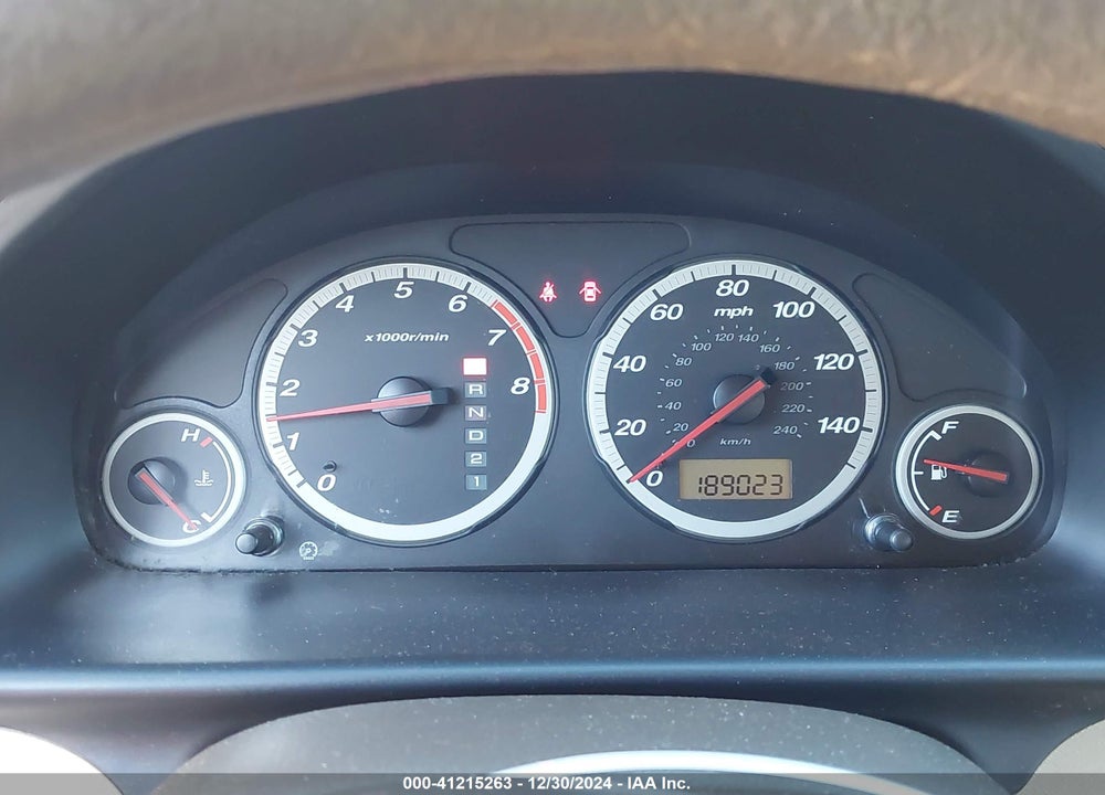 2005 HONDA CR-V LX VIN: SHSRD68505U303537
