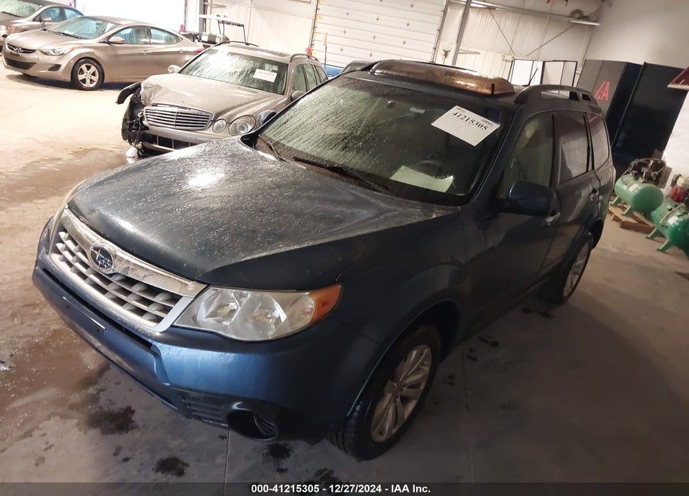 2011 SUBARU FORESTER 2.5X PREMIUM VIN: JF2SHBDC7BG752601