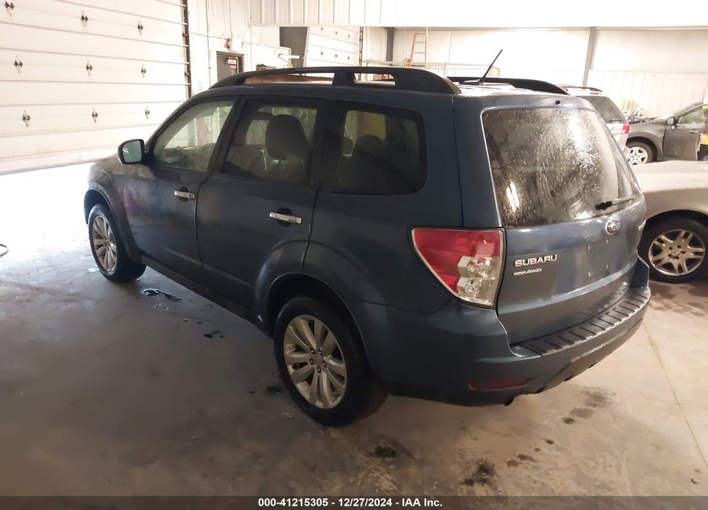 2011 SUBARU FORESTER 2.5X PREMIUM VIN: JF2SHBDC7BG752601
