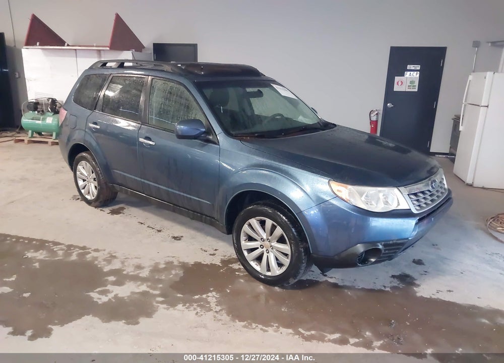 2011 SUBARU FORESTER 2.5X PREMIUM VIN: JF2SHBDC7BG752601