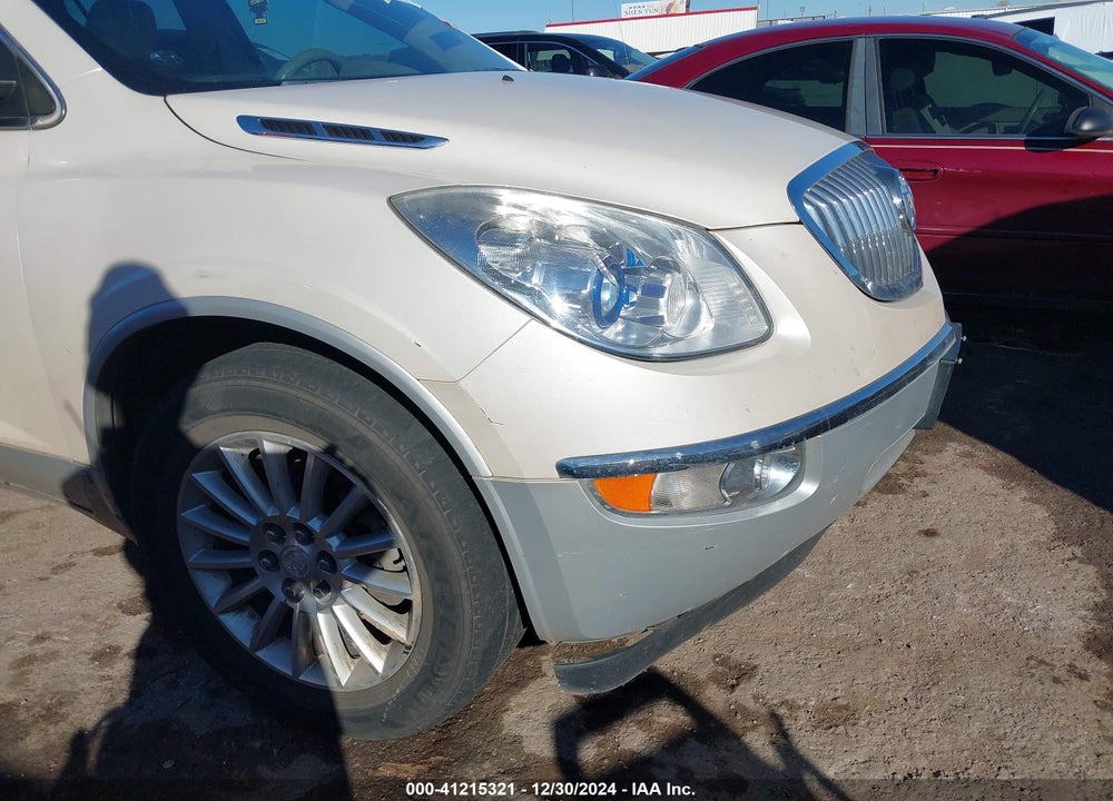 2008 BUICK ENCLAVE CXL VIN: 5GAER23728J115027