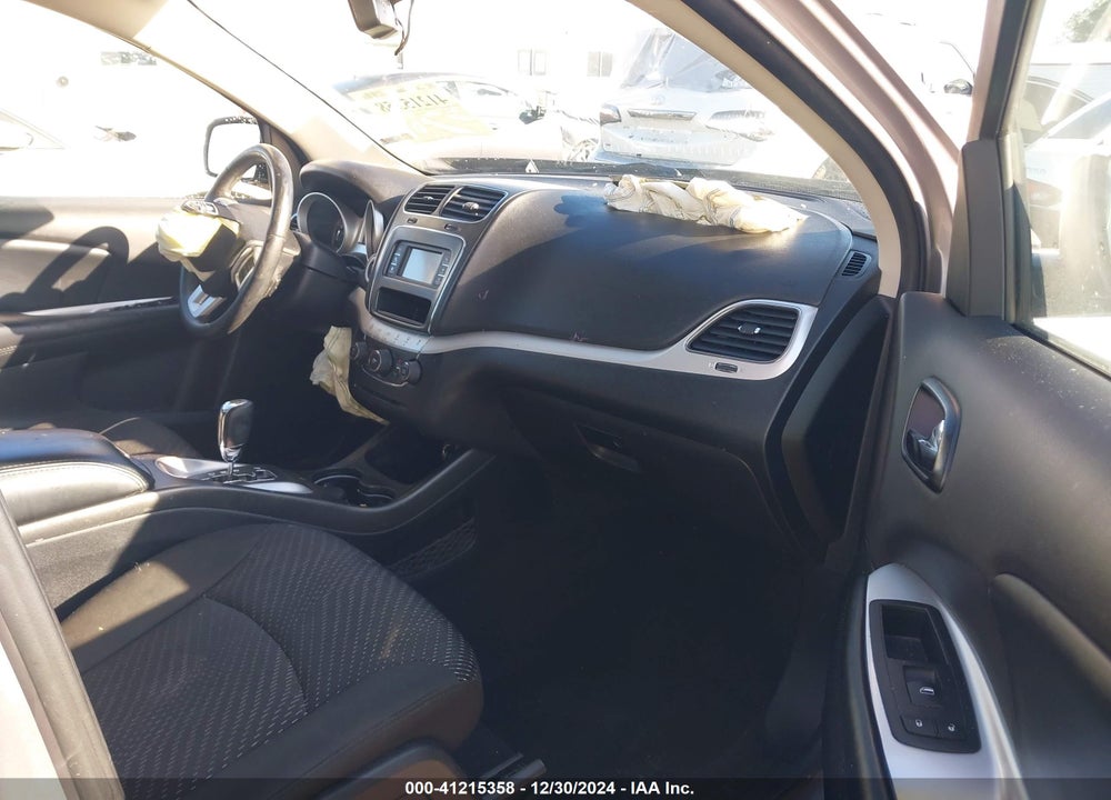 2016 DODGE JOURNEY VIN: 3C4PDCBB0GT250130