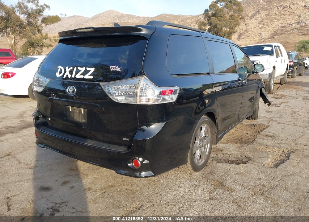 2018 TOYOTA SIENNA SE/SE PREMIUM VIN: 5TDXZ3DC5JS915791