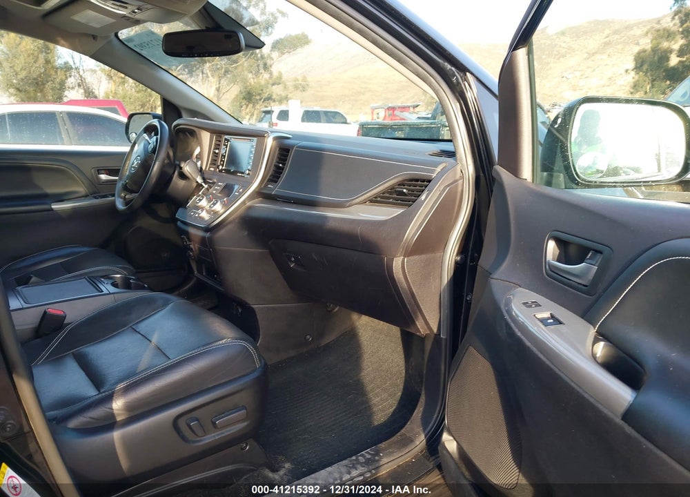 2018 TOYOTA SIENNA SE/SE PREMIUM VIN: 5TDXZ3DC5JS915791