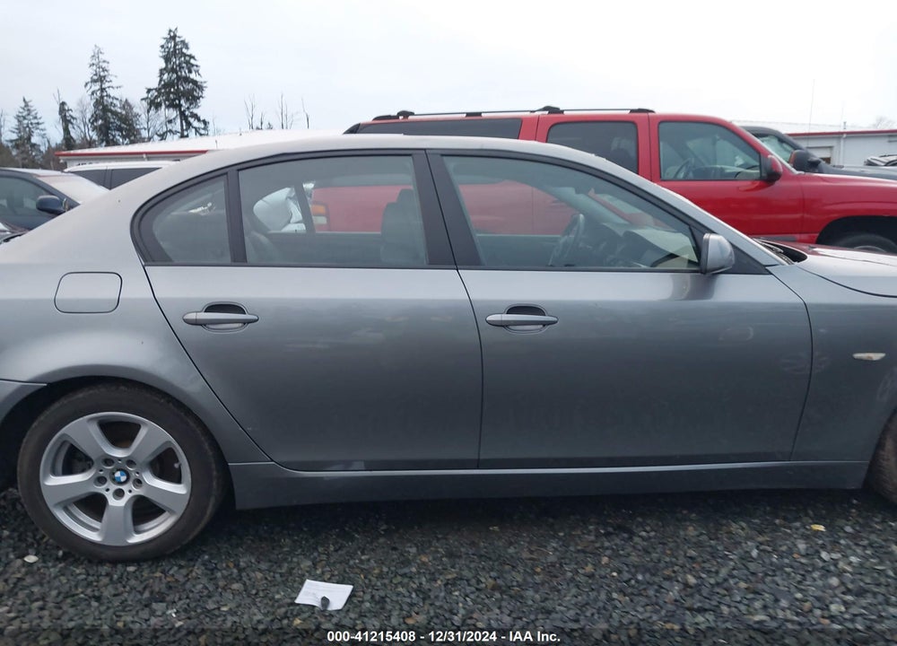 2008 BMW 535 XI VIN: WBANV935X8CZ68147