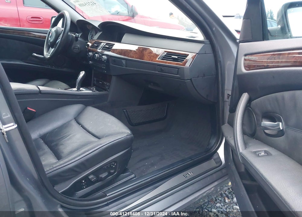 2008 BMW 535 XI VIN: WBANV935X8CZ68147