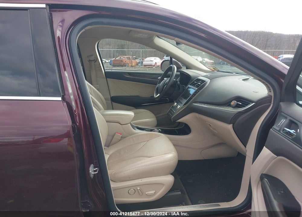 2019 LINCOLN MKC RESERVE VIN: 5LMCJ3D90KUL01456
