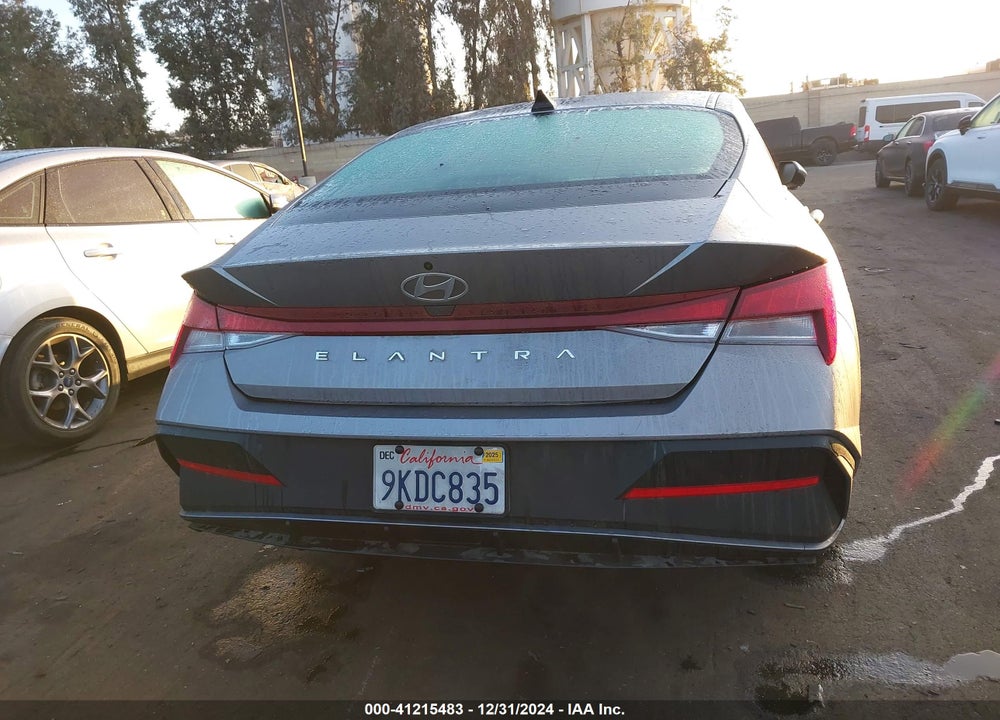 2024 HYUNDAI ELANTRA VIN: KMHLL4DG0RU660382