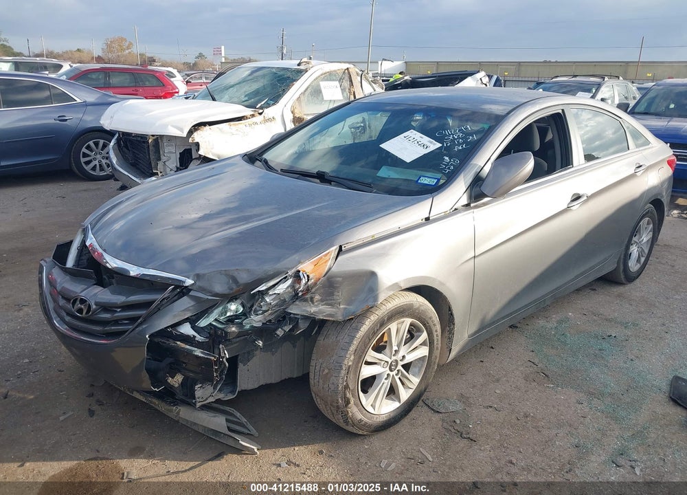 2011 HYUNDAI SONATA VIN: 5NPEB4AC4BH244272