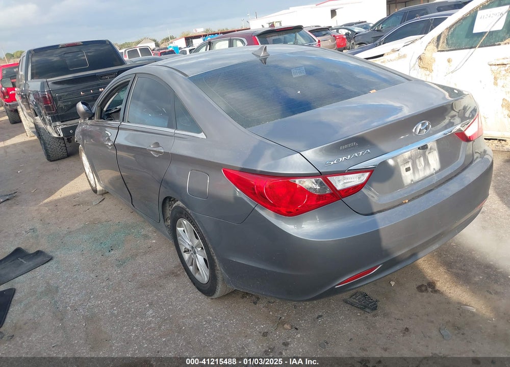 2011 HYUNDAI SONATA VIN: 5NPEB4AC4BH244272