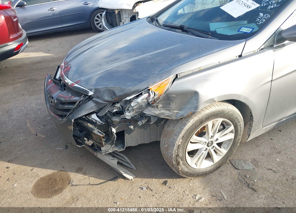 2011 HYUNDAI SONATA VIN: 5NPEB4AC4BH244272