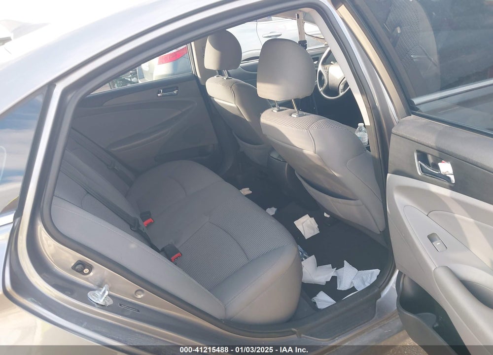 2011 HYUNDAI SONATA VIN: 5NPEB4AC4BH244272