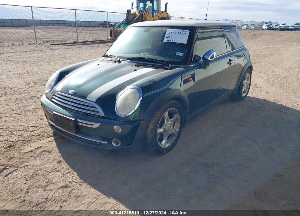 2006 MINI COOPER VIN: WMWRC335X6TJ75609