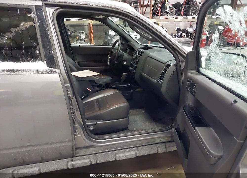 2011 FORD ESCAPE LIMITED VIN: 1FMCU9E74BKB00004