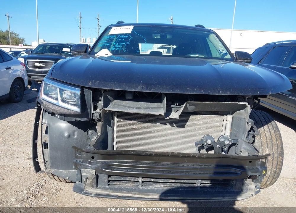 2022 VOLKSWAGEN ATLAS 3.6L V6 SE W/TECHNOLOGY VIN: 1V2KR2CA4NC557772