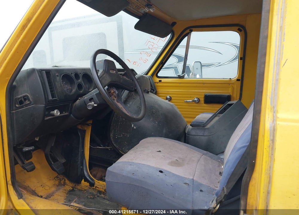 1990 GMC CUTAWAY VAN G3500 VIN: 2GDHG31K2L4509669